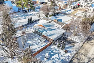 22 Greencroft Dr, Champaign, IL 61821 - Photo 78