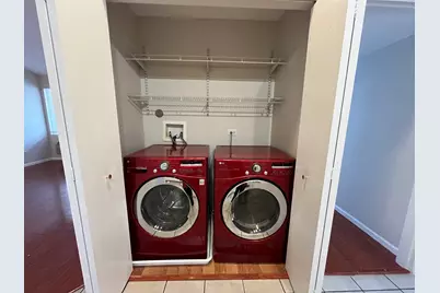 1127 Silverstone Drive #1127, Carpentersville, IL 60110 - Photo 12