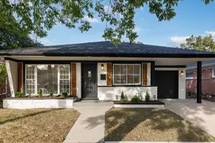 6207 N Hiawatha Ave, Chicago, IL 60646 - Photo 1