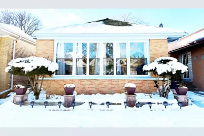 5910 N Kimball Avenue, Chicago, IL 60659 - Photo 1
