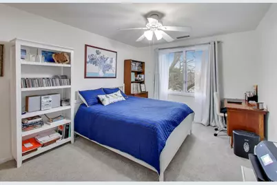 2020 Chestnut Avenue #312, Glenview, IL 60025 - Photo 18