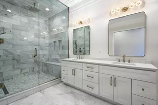 [Address not provided], Chicago, IL 60657 - Photo 18