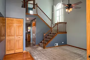 2809 Forestview Dr, Carpentersville, IL 60110 - Photo 2