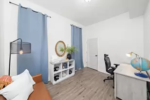 5850 S Indiana Ave, Chicago, IL 60637 - Photo 12