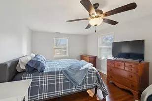 8646 E Prairie Rd, Skokie, IL 60076 - Photo 16