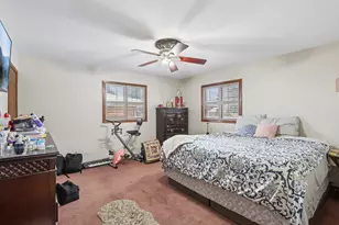 2300 Bellaire Ct, Des Plaines, IL 60016 - Photo 12
