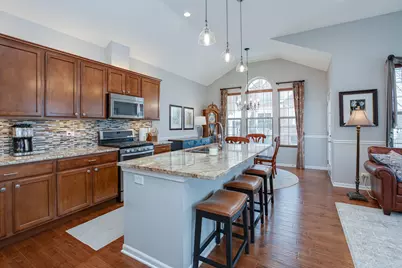 [Address not provided], Winfield, IL 60190 - Photo 6