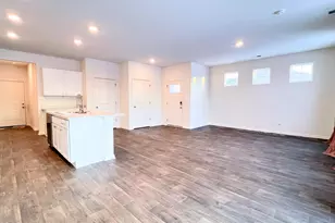 6308 Juniper Dr, Wonder Lake, IL 60097 - Photo 4