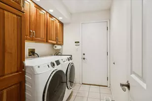 472 Park Barrington Dr, Barrington, IL 60010 - Photo 10