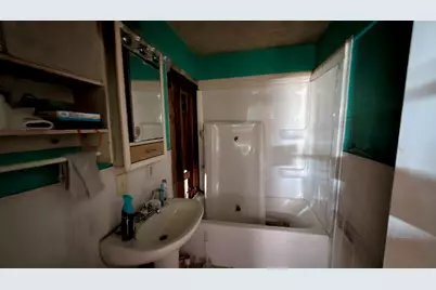 523 S Lott Boulevard, Gibson City, IL 60936 - Photo 16