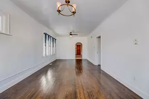 207 156th Pl, Calumet City, IL 60409 - Photo 4