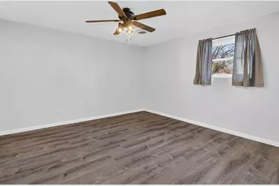 105 W Oak Street, Coal City, IL 60416 - Photo 20