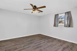 105 W Oak St, Coal City, IL 60416 - Photo 20