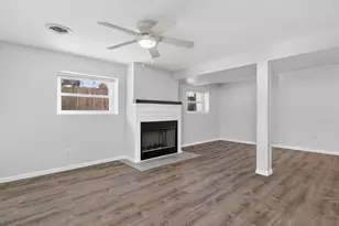 105 W Oak St, Coal City, IL 60416 - Photo 18