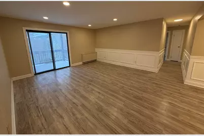 569 Somerset Lane #7, Crystal Lake, IL 60014 - Photo 2