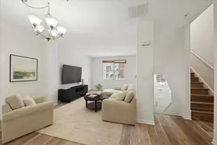 6163 Mayfair St, Morton Grove, IL 60053 - Photo 2