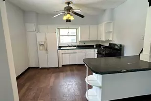 212 W Washington St, Streator, IL 61364 - Photo 12