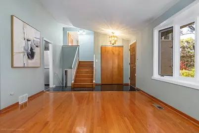 9043 Oriole Avenue, Morton Grove, IL 60053 - Photo 16