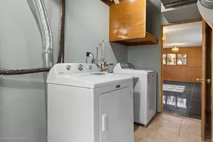 9043 Oriole Ave, Morton Grove, IL 60053 - Photo 28