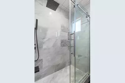 9043 Oriole Avenue, Morton Grove, IL 60053 - Photo 20