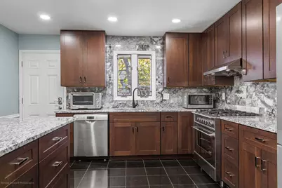 9043 Oriole Avenue, Morton Grove, IL 60053 - Photo 6