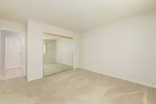 1363 Perry St, Des Plaines, IL 60016 - Photo 10