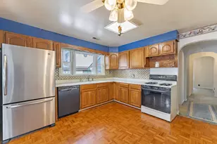 303 N Elmwood Ave, Wood Dale, IL 60191 - Photo 4