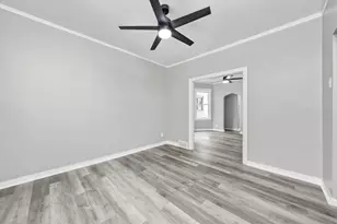 27 E 117th Pl, Chicago, IL 60628 - Photo 6