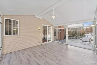 2647 Bainbridge Boulevard, West Chicago, IL 60185 - Photo 10