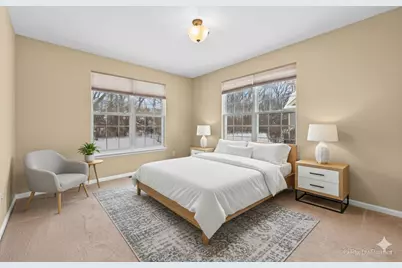 2647 Bainbridge Boulevard, West Chicago, IL 60185 - Photo 14