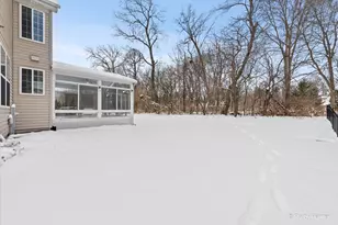 2647 Bainbridge Blvd, West Chicago, IL 60185 - Photo 26