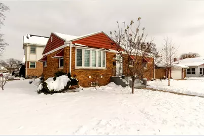 9945 Sunnyside Avenue, Schiller Park, IL 60176 - Photo 2