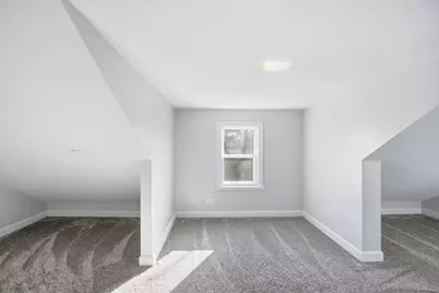 1489 E Algonquin Road, Des Plaines, IL 60016 - Photo 18