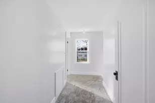 1489 E Algonquin Rd, Des Plaines, IL 60016 - Photo 12