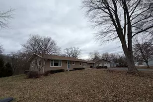 605 Douglas St, Catlin, IL 61817 - Photo 36