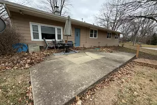 605 Douglas St, Catlin, IL 61817 - Photo 32
