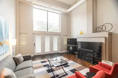 1130 W Cornelia Avenue #D, Chicago, IL 60657 - Photo 4