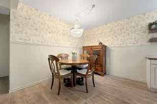 124 N Whistler C4 Ave, Freeport, IL 61032 - Photo 2