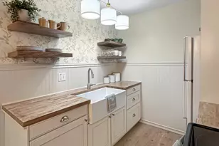 124 N Whistler C4 Ave, Freeport, IL 61032 - Photo 6