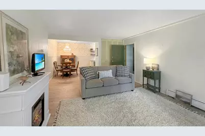 124 N Whistler C4 Avenue #C4, Freeport, IL 61032 - Photo 8