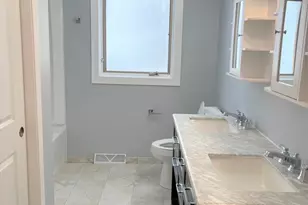 525 S Cherry St, Itasca, IL 60143 - Photo 18