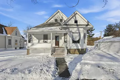 307 W Curtis Street, Grant Park, IL 60940 - Photo 1