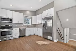 405 S Fairfield Ave, Lombard, IL 60148 - Photo 8