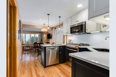 6235 S Rutherford Avenue, Chicago, IL 60638 - Photo 10