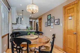 6235 S Rutherford Ave, Chicago, IL 60638 - Photo 8