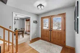 600 Ivy Ct, Lake Zurich, IL 60047 - Photo 4