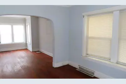 7550 S Calumet Avenue, Chicago, IL 60619 - Photo 4