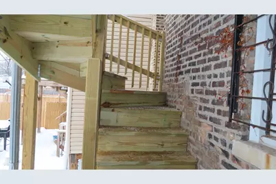 7550 S Calumet Avenue, Chicago, IL 60619 - Photo 10