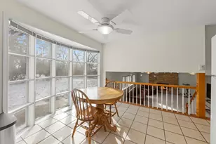 1308 Stonegate Rd, Naperville, IL 60540 - Photo 8