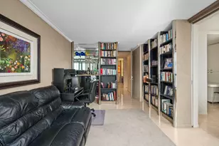 1030 N State St, Chicago, IL 60610 - Photo 6